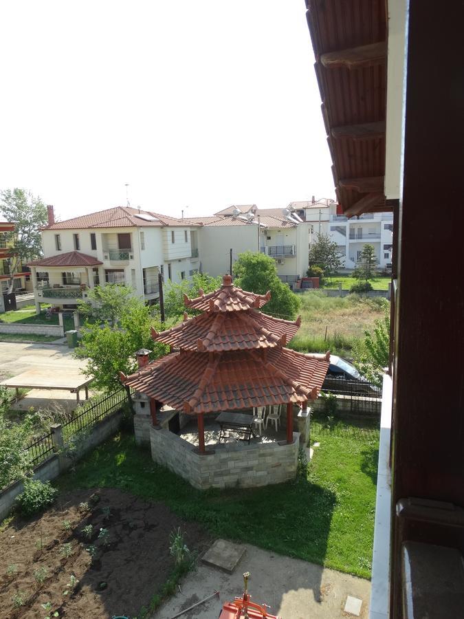 Christakos Apartments Vrasná Esterno foto
